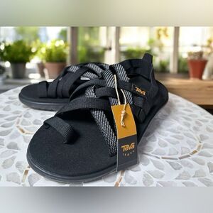 Teva Voya Strappy Water Resistant Adventure Outdoor Sandal Shoe